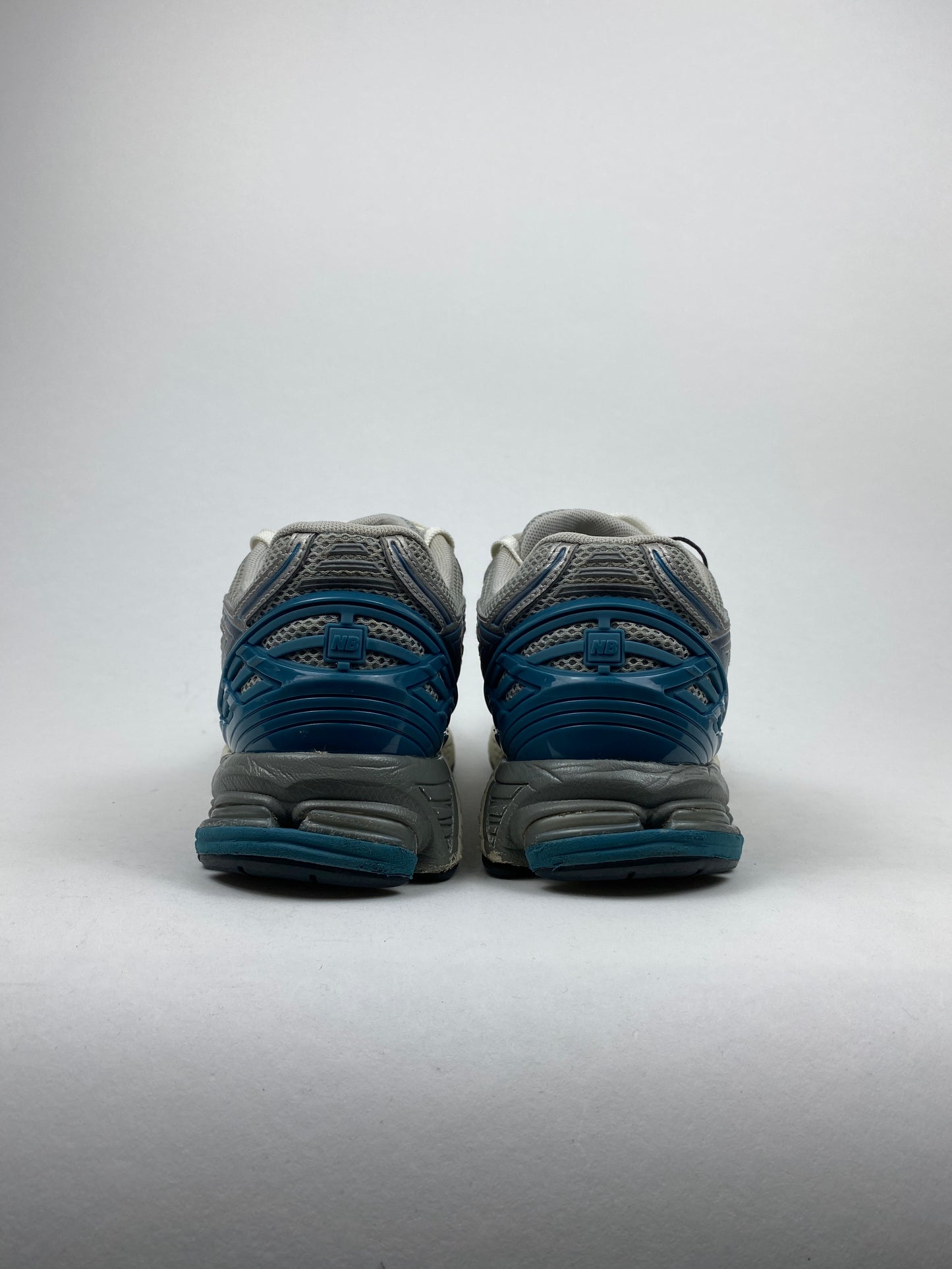 New Balance 1906R Silver Metallic Terrarium (Taille 43)