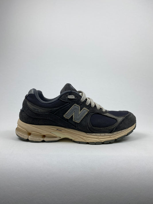 New Balance 2002R Black Dark Grey (Taille 40)
