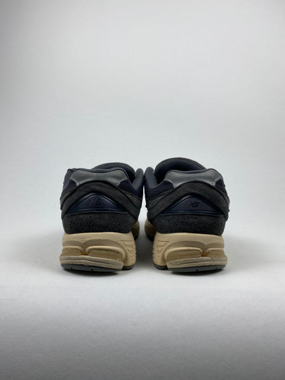 New Balance 2002R Black Dark Grey (Taille 40)