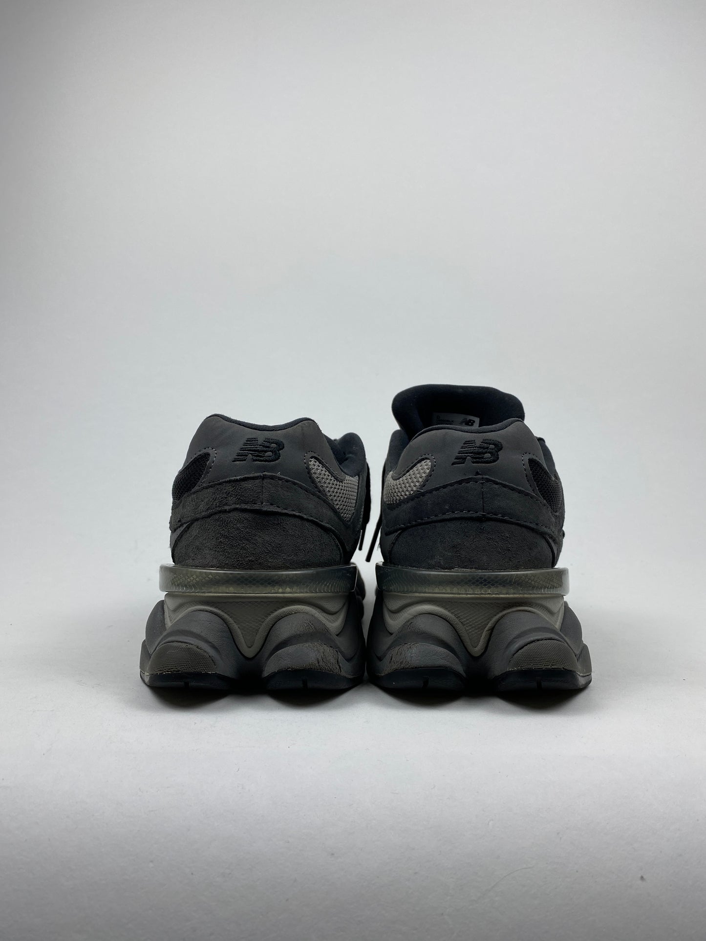 New Balance 9060 Black Castlerock Grey (42,5)