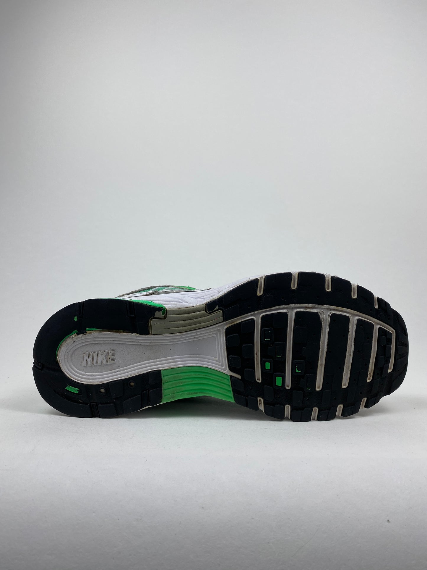 Nike P-6000 Spring Green (Taille 41)