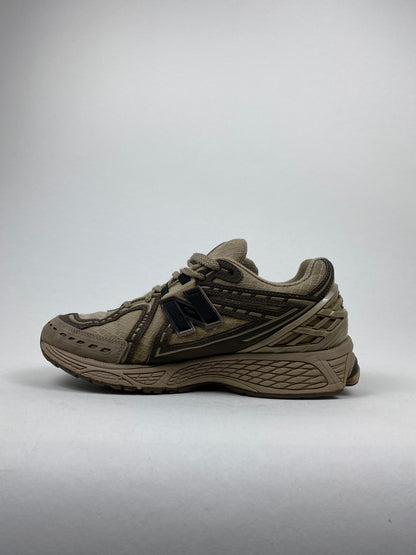 New Balance 1906R Cordura Brown Black (Taille 41,5)