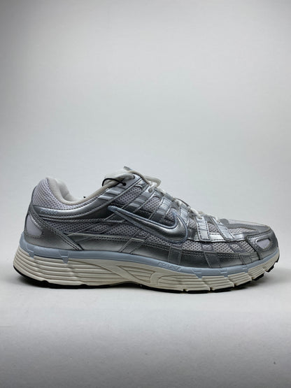 Nike P-6000 White Blue Tint Sail Metallic Silver (Taille 43)