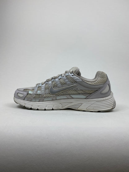 Nike P-6000 SE Summit White Vast Grey Wolf Grey (Taille 43)