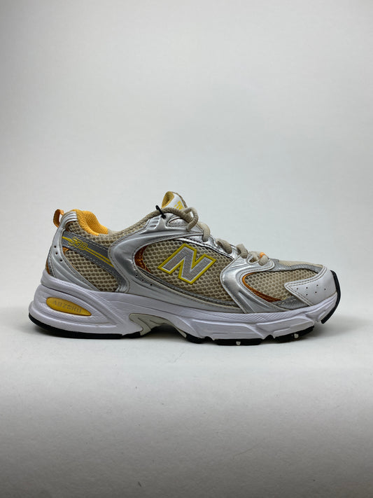 New Balance 530 White Vibrant Apricot Silver Metallic (Taille 38,5)