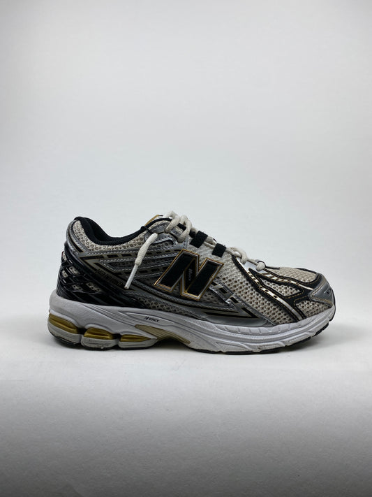 New Balance 1906R White Metallic Gold (Taille 40)