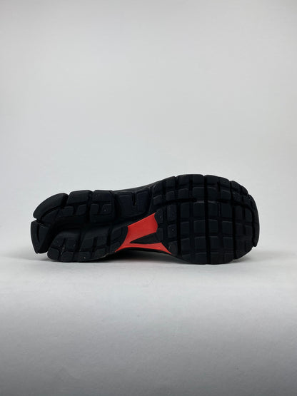 Nike Zoom Vomero 5 Black Metallic University Red (Taille 46)