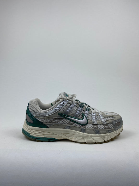 Nike P-6000 Premium Light Bone Bicoastal Green (Taille 36)