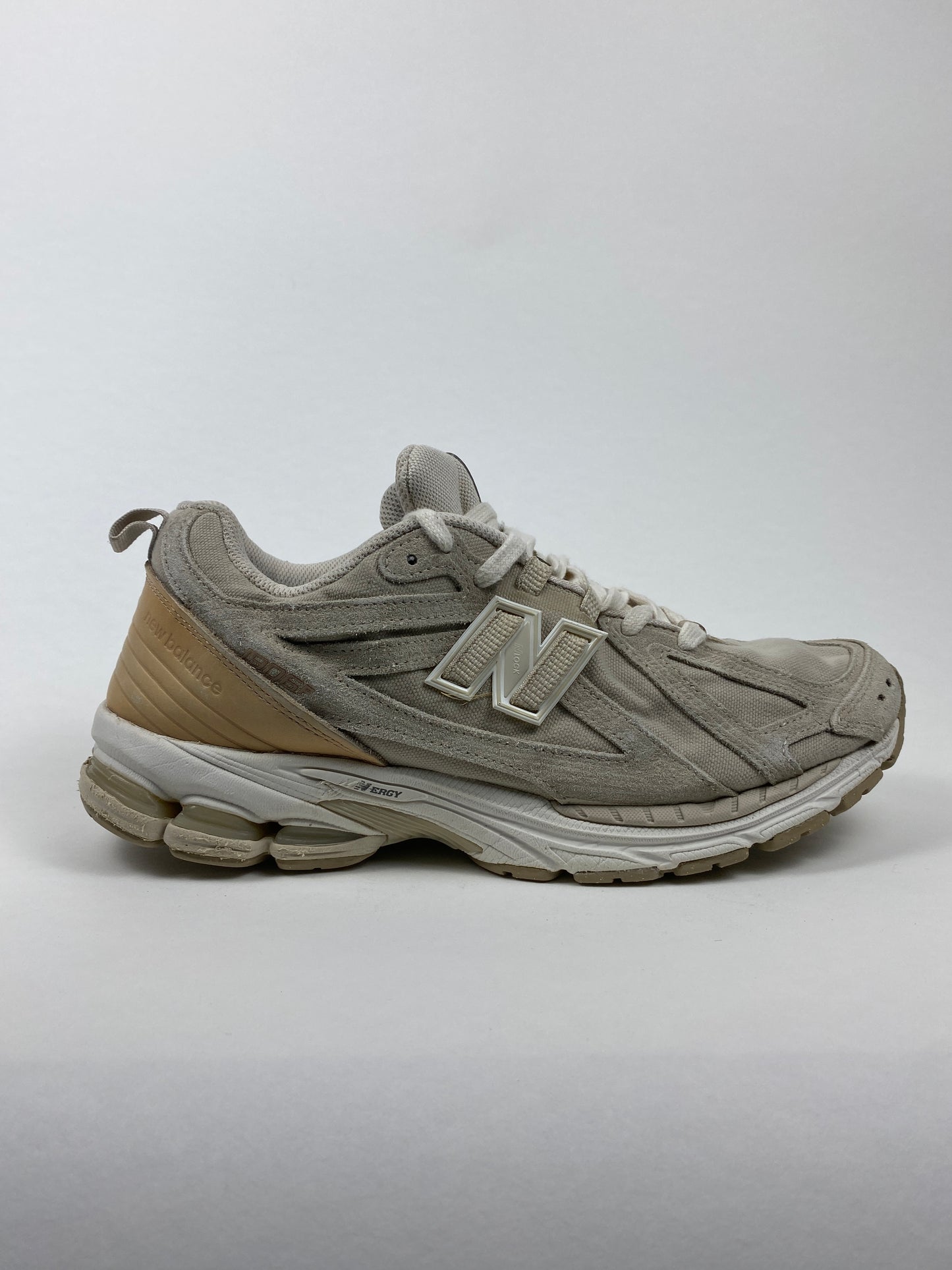 New Balance 2002R New Spruce Magnet (Taille 44,5)