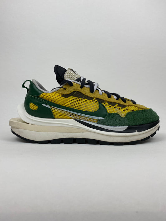 Nike Vaporwaffle sacai Tour Yellow Stadium Green (Taille 44)