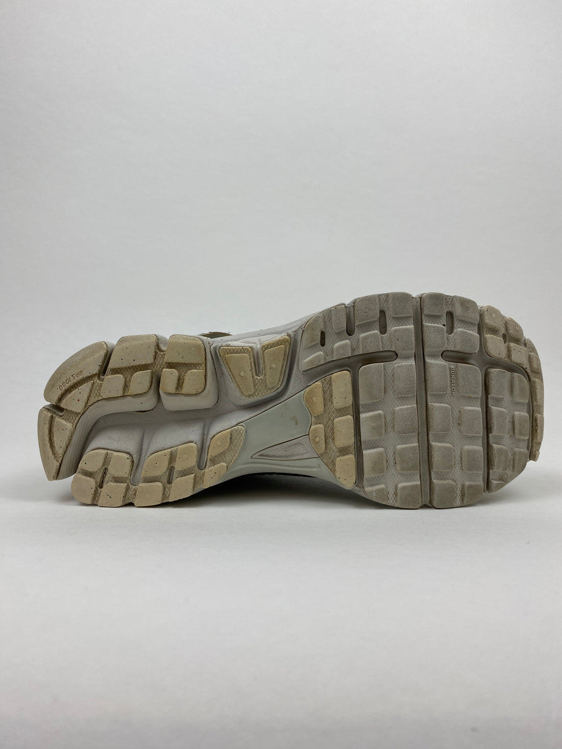 Nike Zoom Vomero 5 Neutral Olive