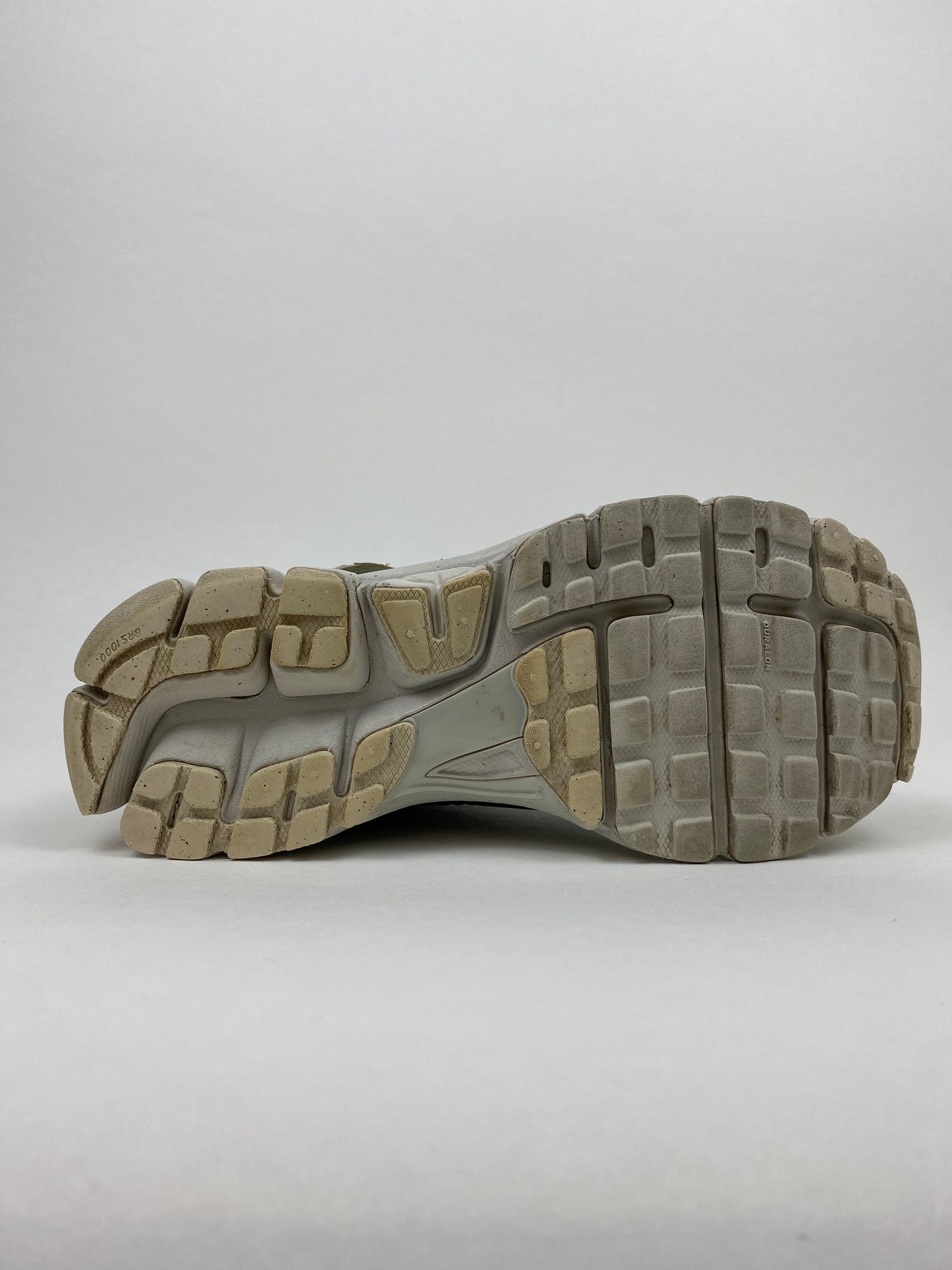 Nike Zoom Vomero 5 Neutral Olive (Taille 38)