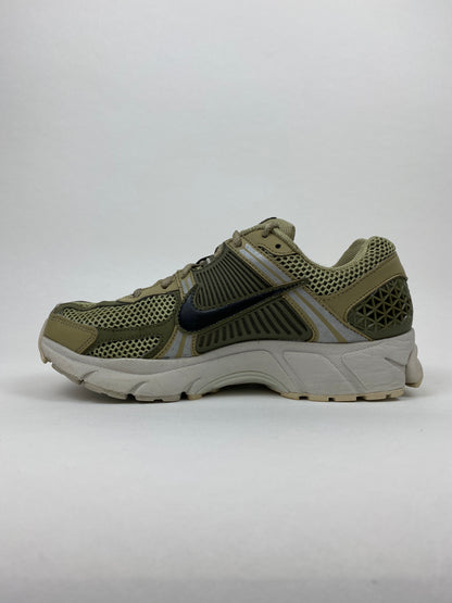 Nike Zoom Vomero 5 Neutral Olive (Taille 38)