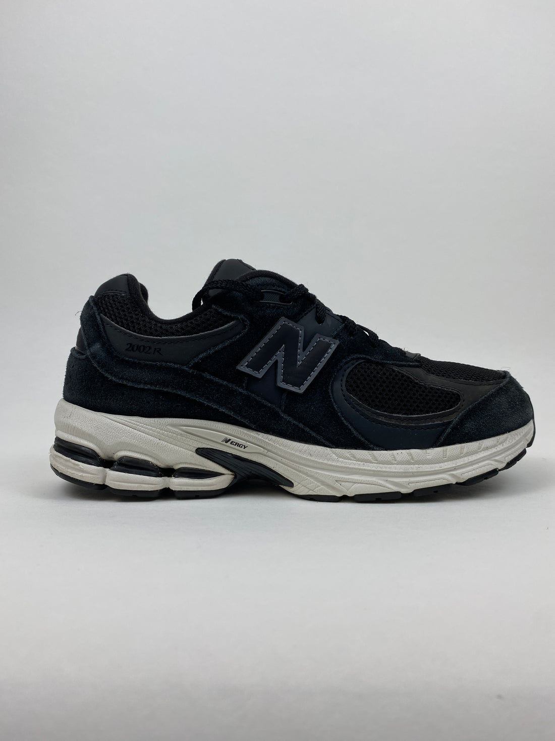 New Balance 2002R Black