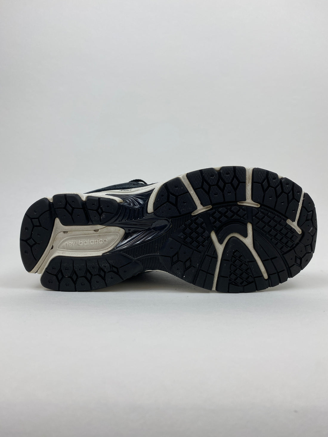 New Balance 2002R Black