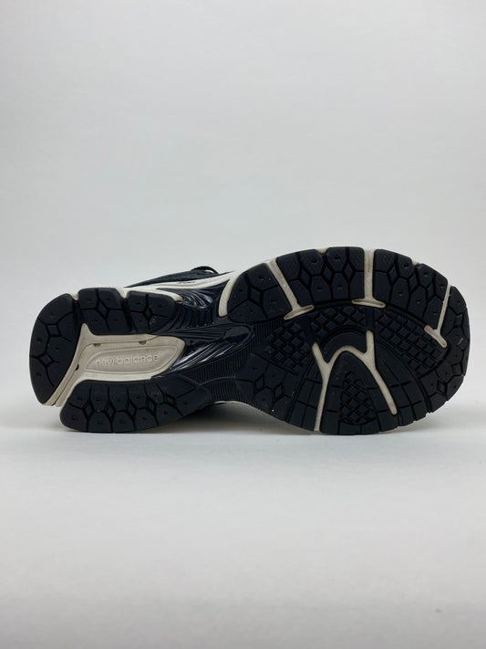 New Balance 2002R Black (Taille 38,5)