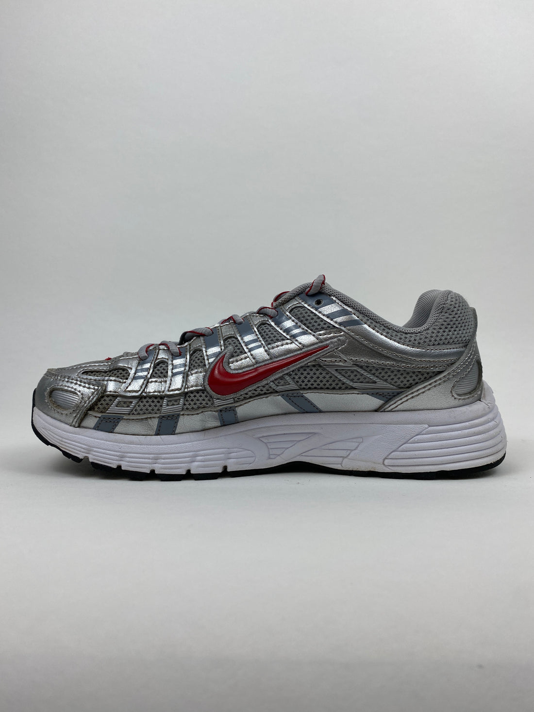 Nike P-6000 Metalic Silver Cool Red
