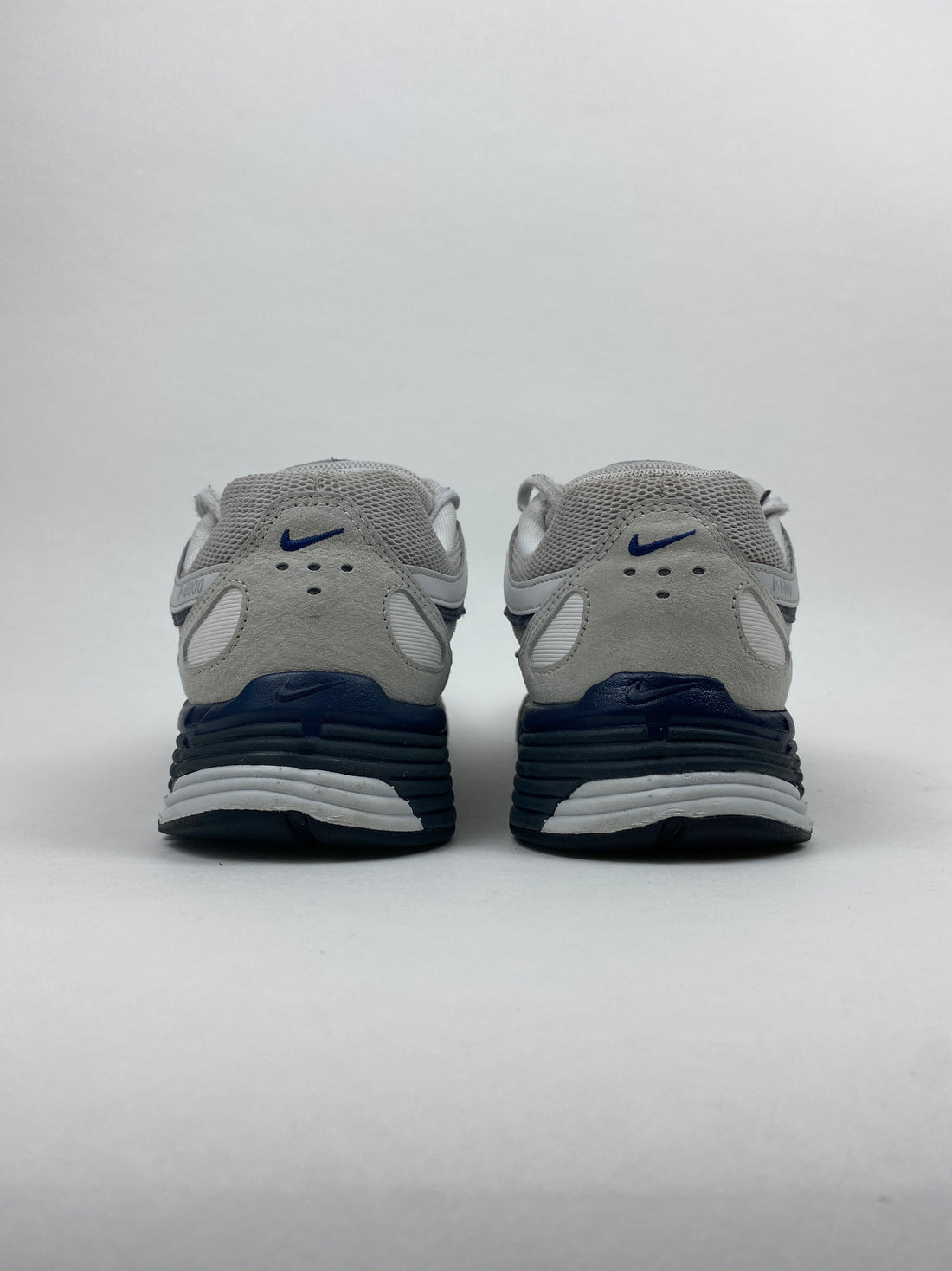 Nike P-6000 Photon Dust Anthracite