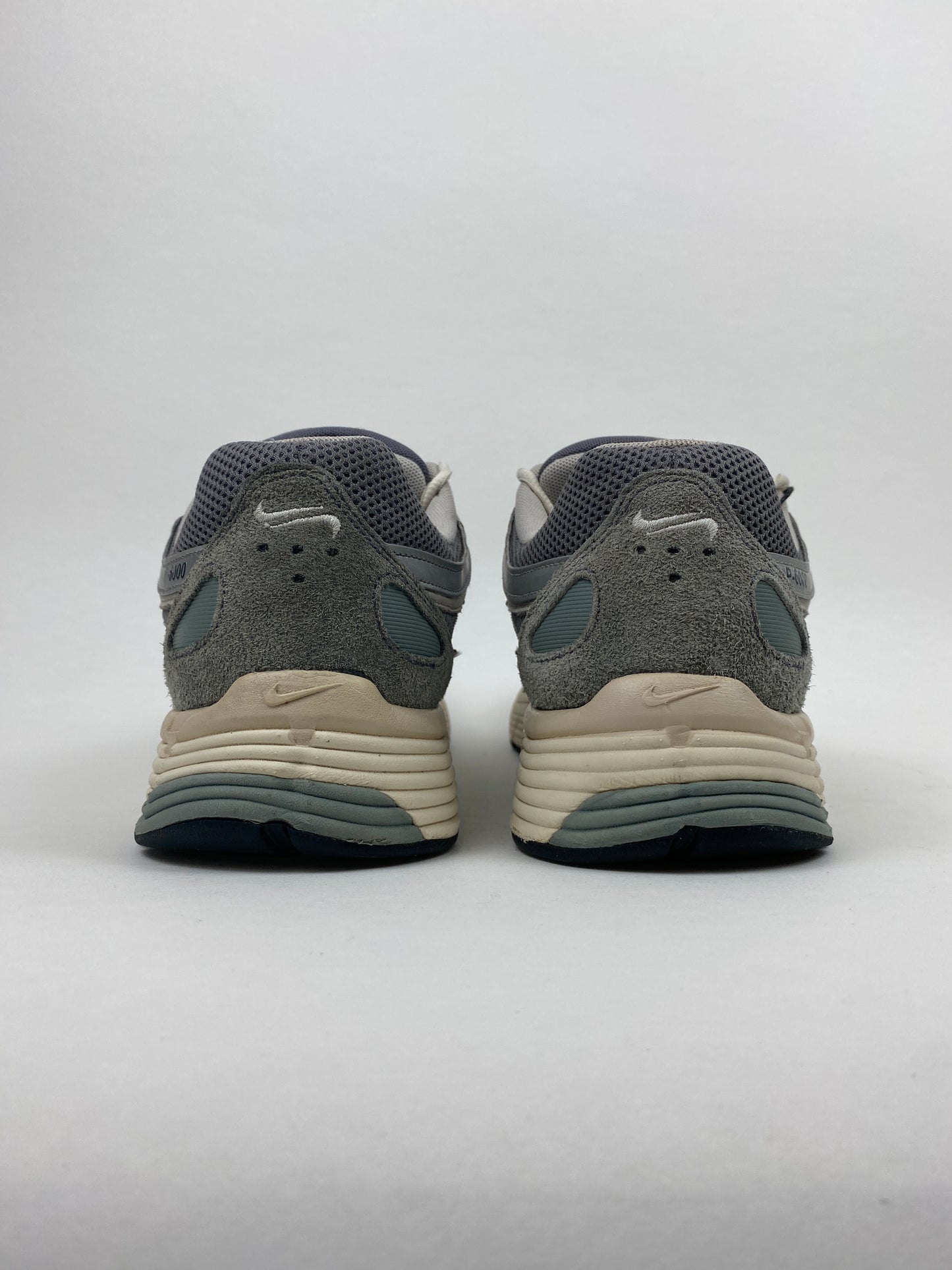 Nike P-6000 Flat Pewter (Taille 45)