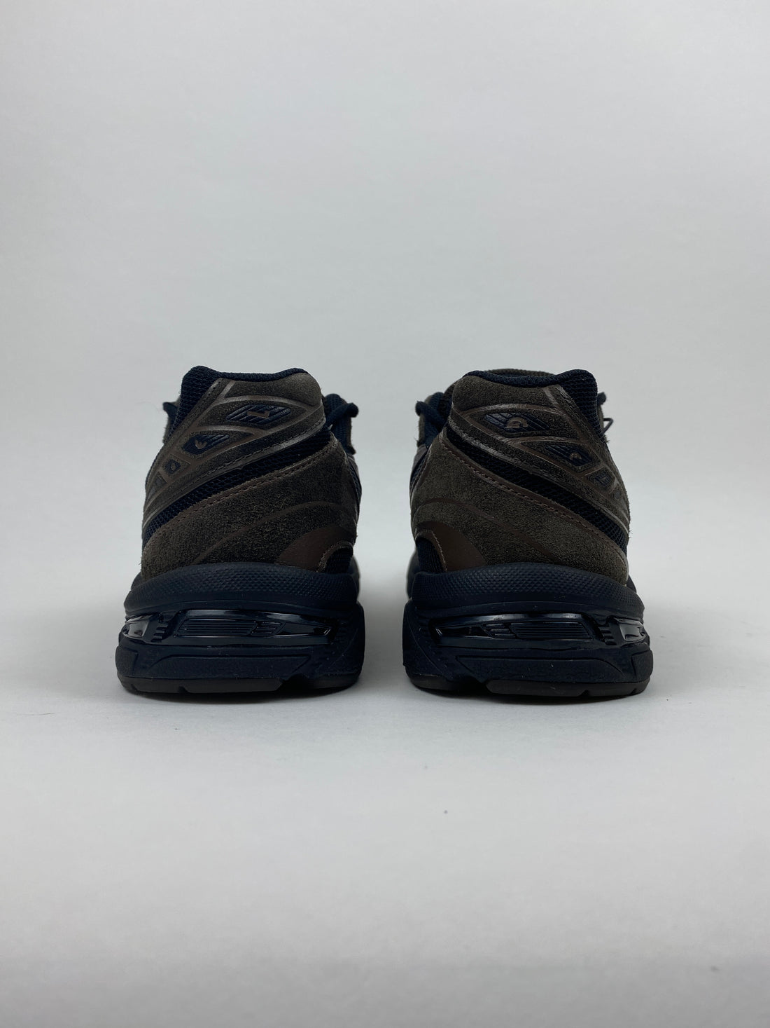 Asics Gel 1130 Black Brown