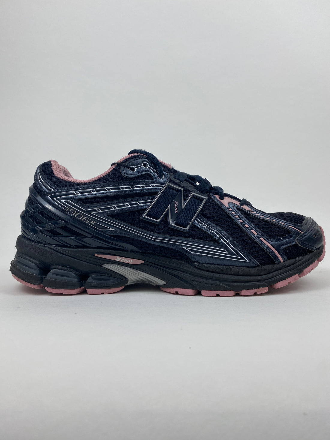 New Balance 1906R Pink Taffy