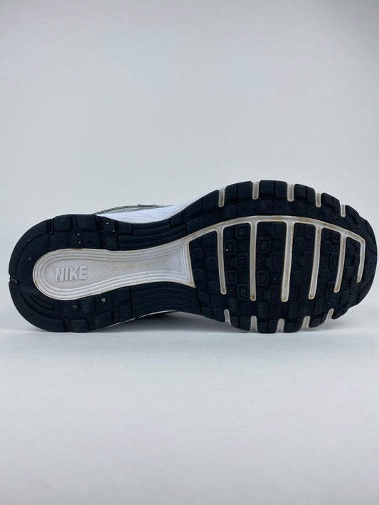 Nike P-6000 Metallic Platinum University Blue (Taille 38)