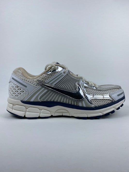 Nike Zoom Vomero 5 Photon Dust (Taille 39)