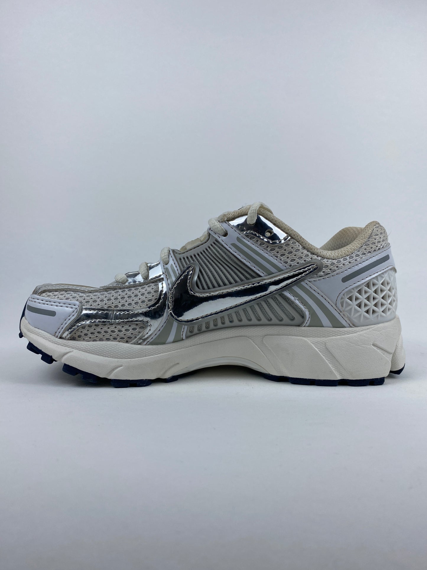 Nike Zoom Vomero 5 Photon Dust (Taille 39)