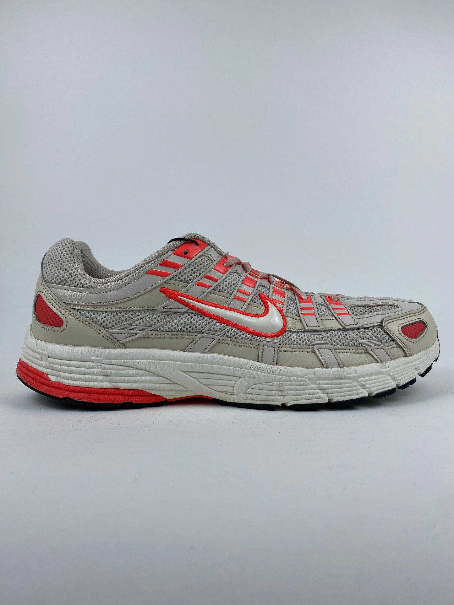Nike P-6000 Beige Red (Taille 46)