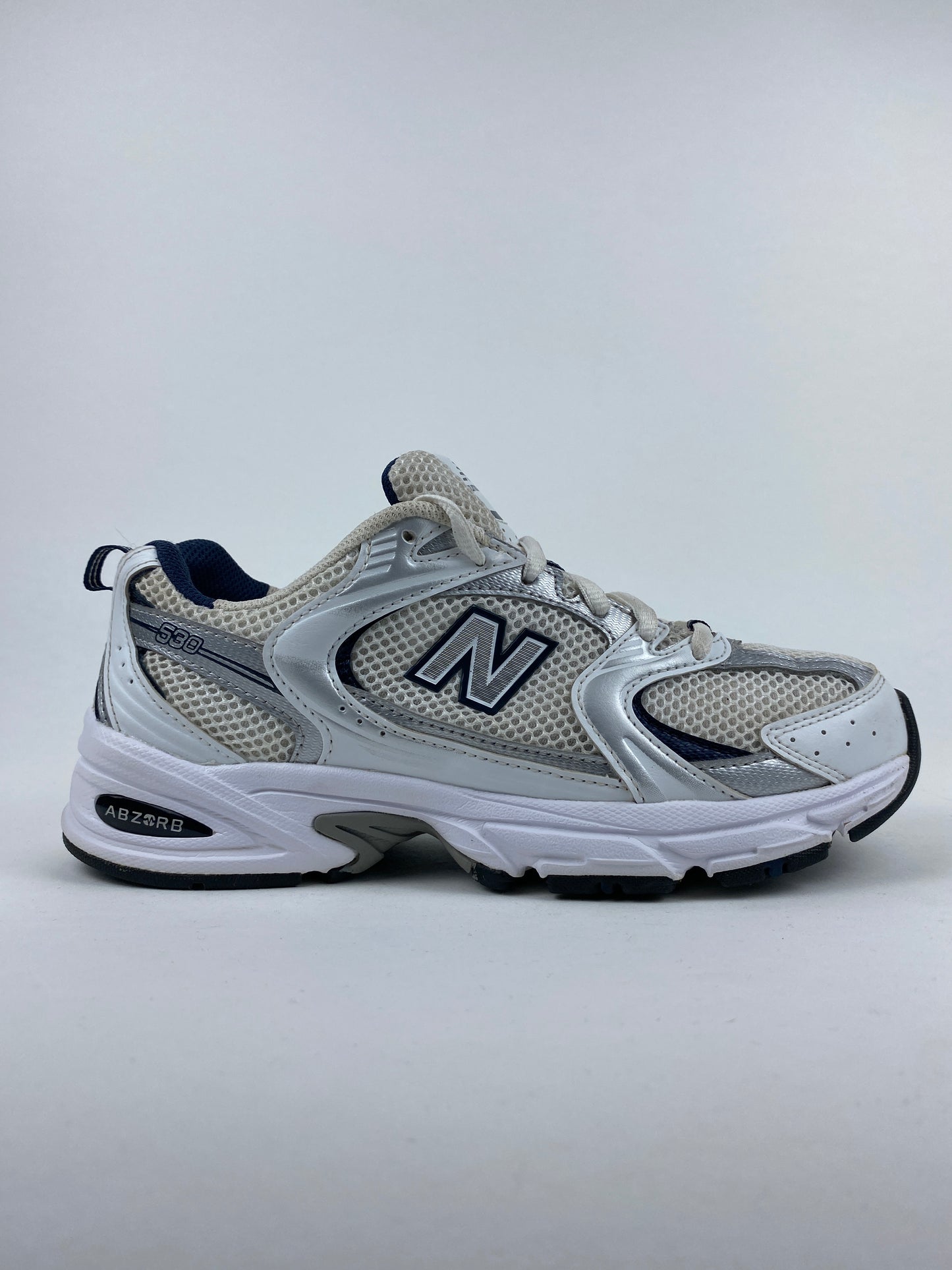 New Balance 530 White Silver Navy (Taille 38)
