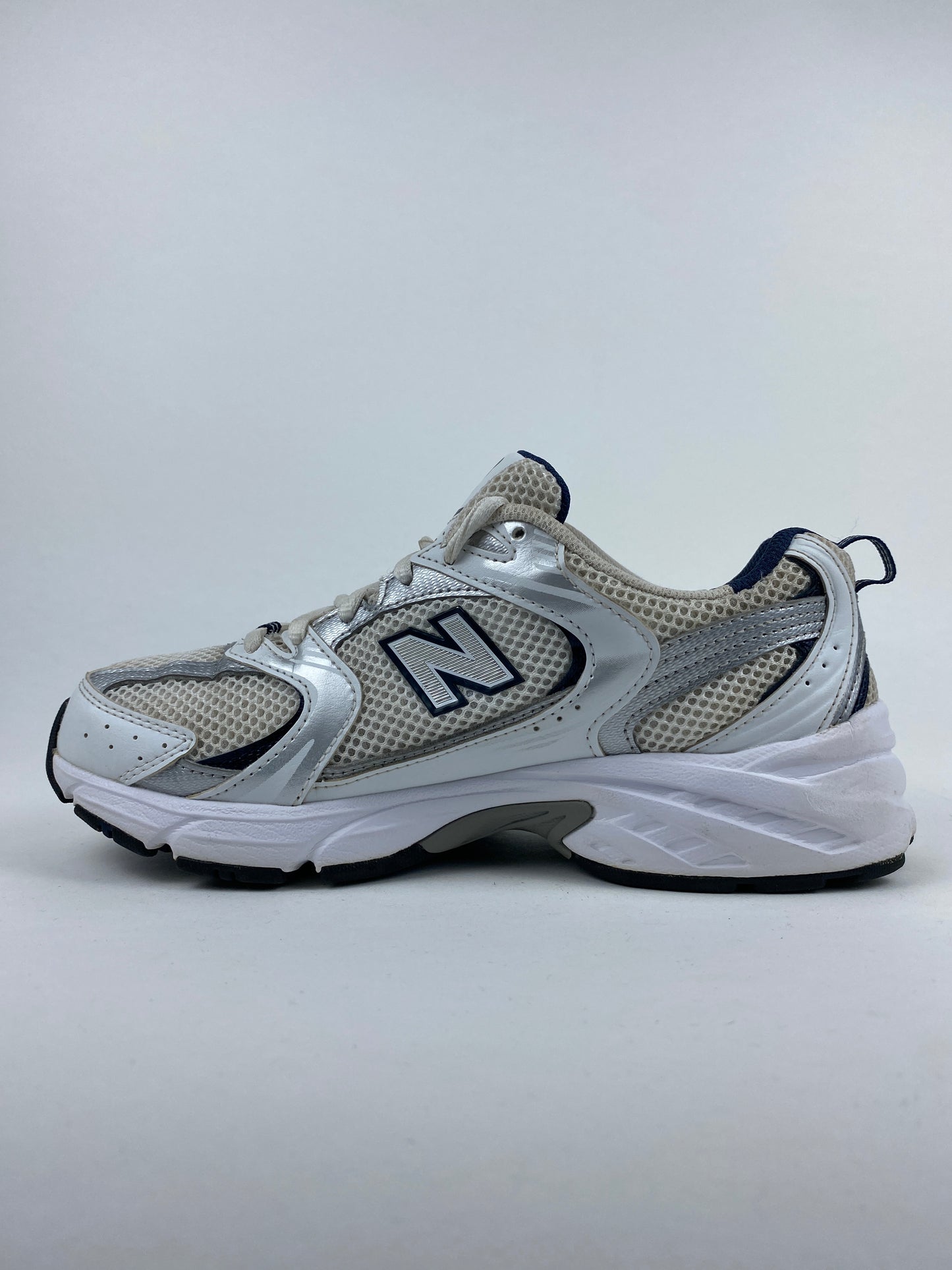 New Balance 530 White Silver Navy (Taille 38)