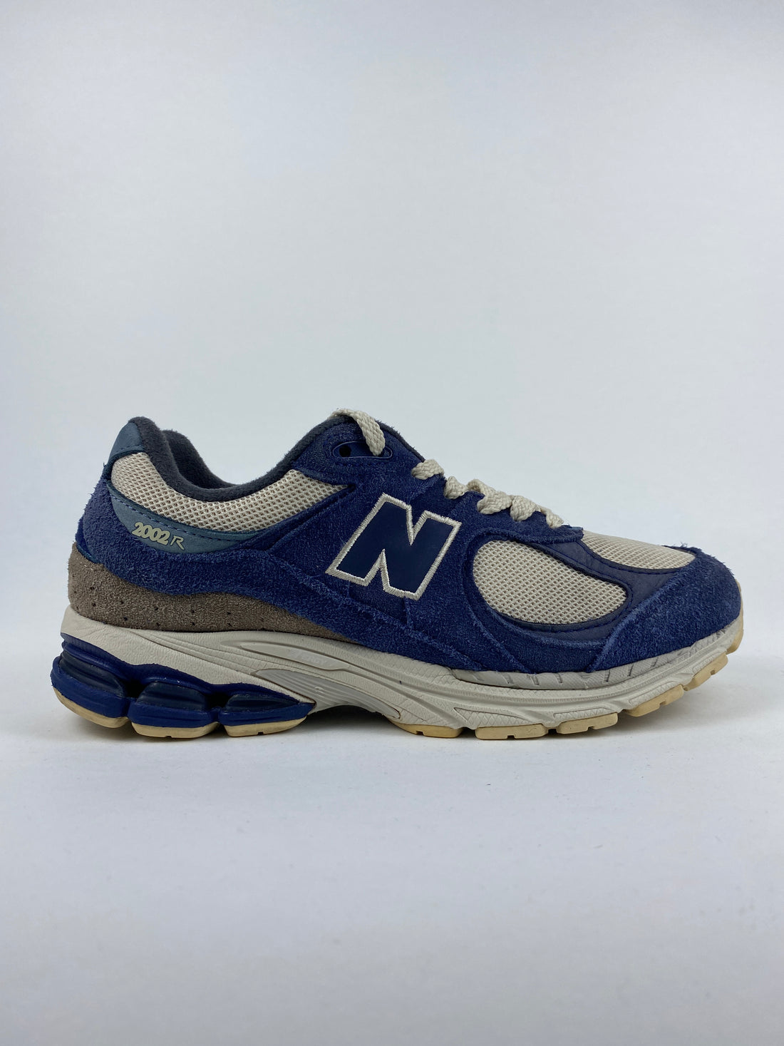New Balance 2002R Light Cream Purple
