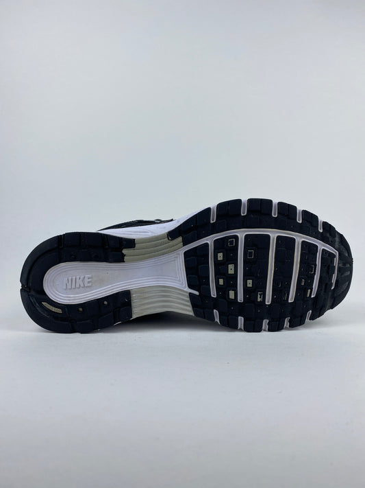 Nike P-6000 Black White Metallic Silver (Taille 40)