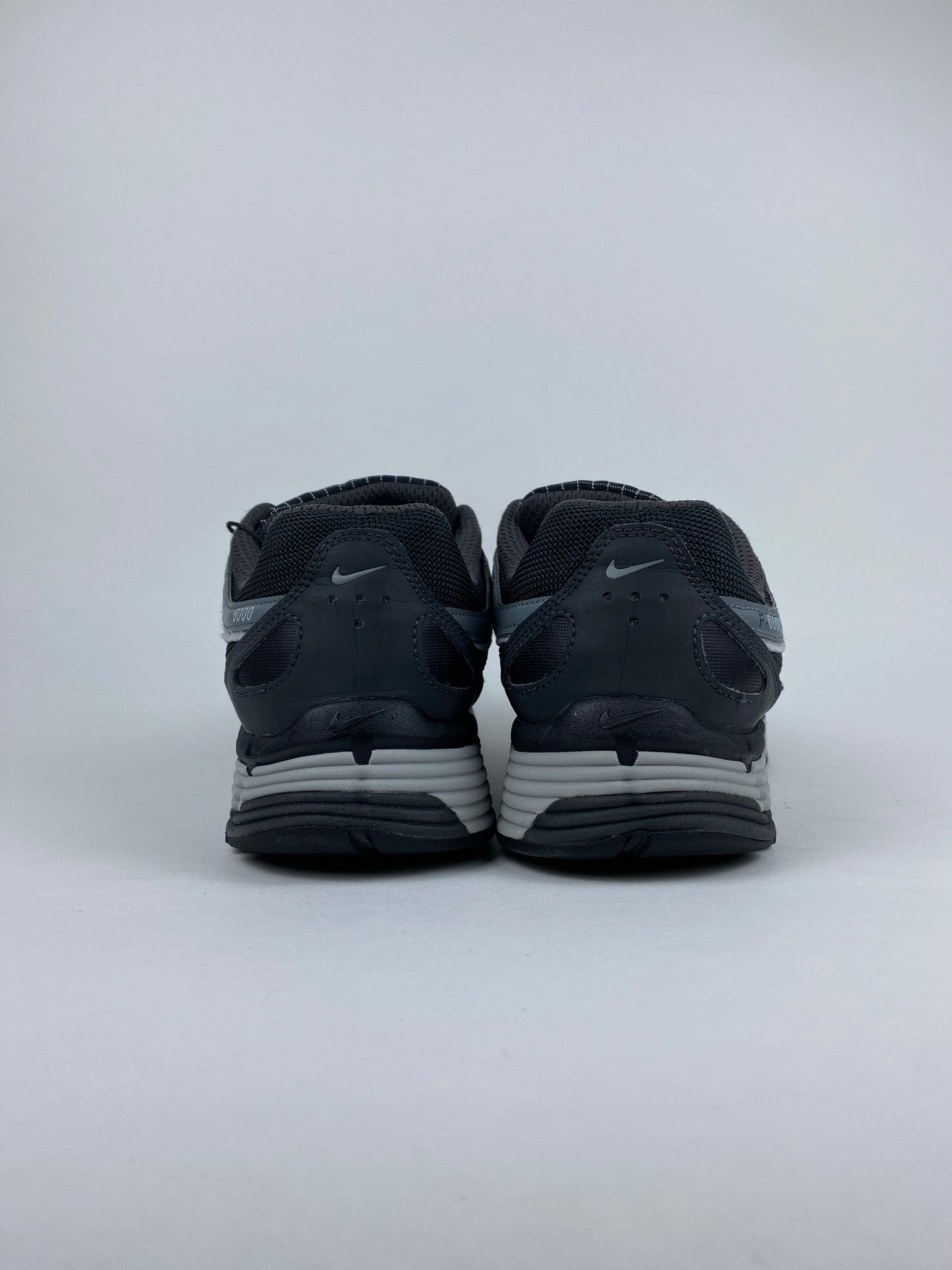 Nike P-6000 Anthracite Smoke Grey (Taille 43)