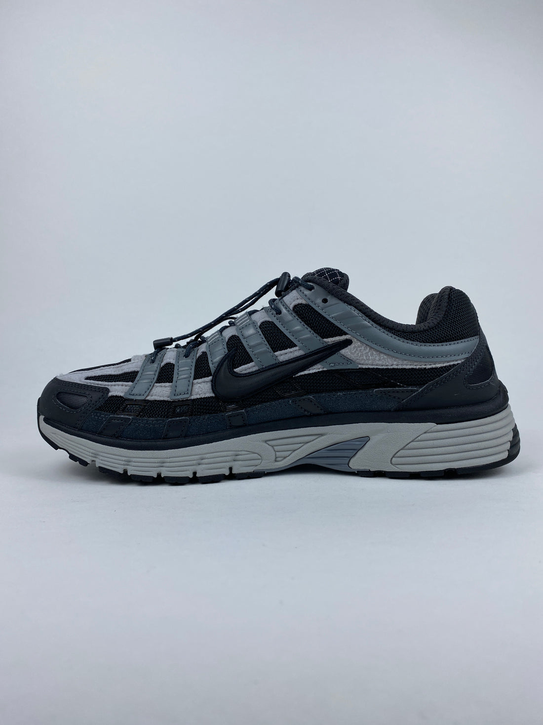 Nike P-6000 Anthracite Smoke Grey