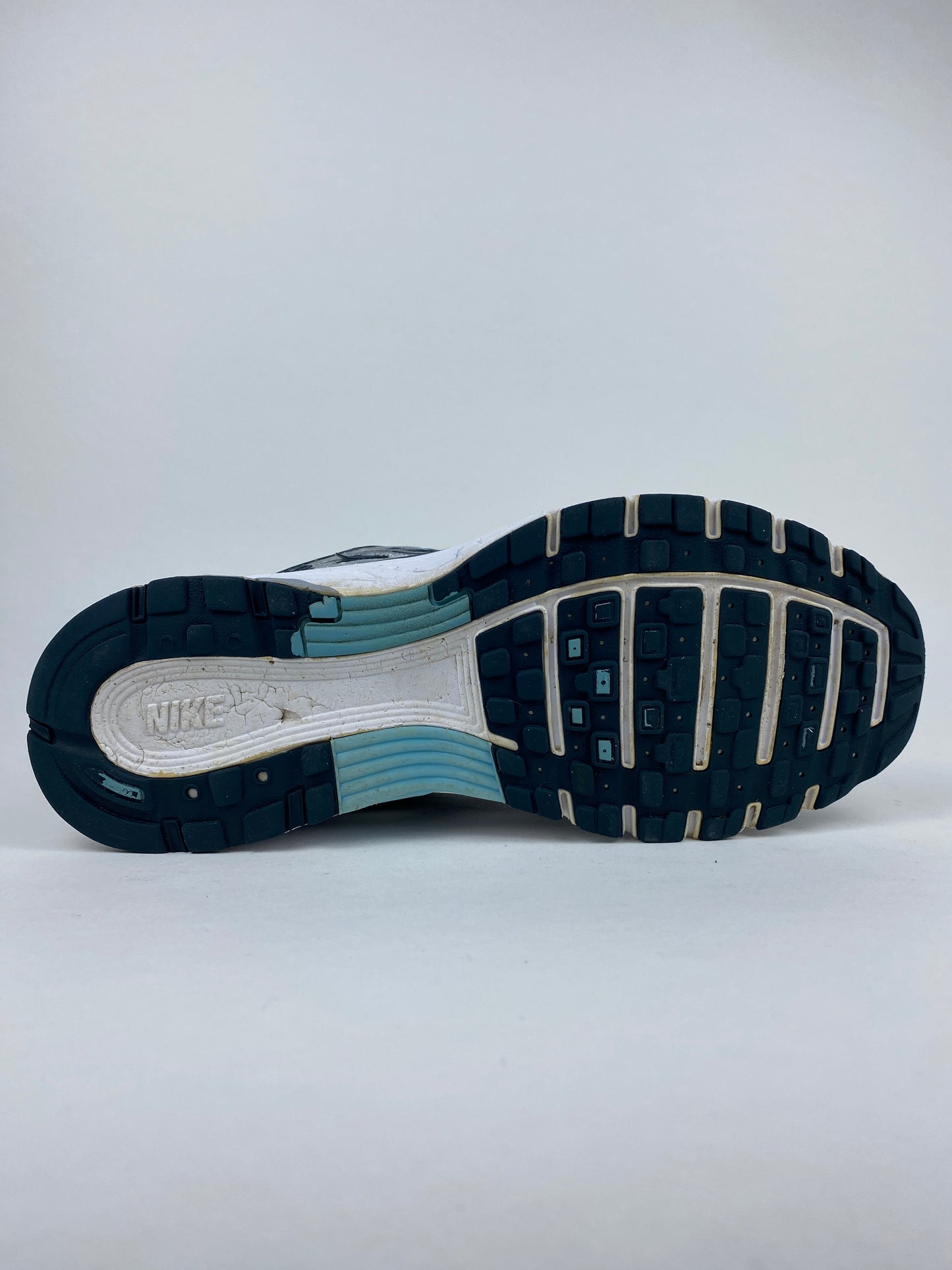 Nike P-6000 Armory Navy Flat Silver (Taille 43)