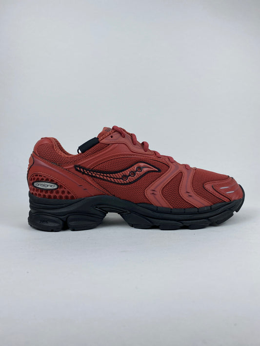 Saucony ProGrid Triumph 4 Gorpcore (Taille 42,5)