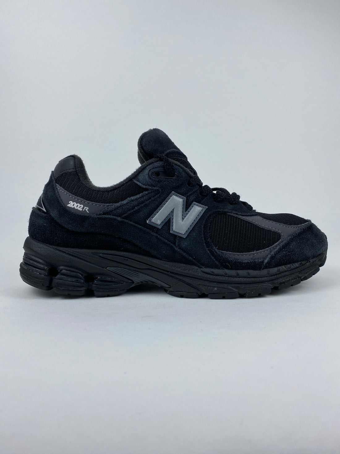 New Balance 2002R Black Silver