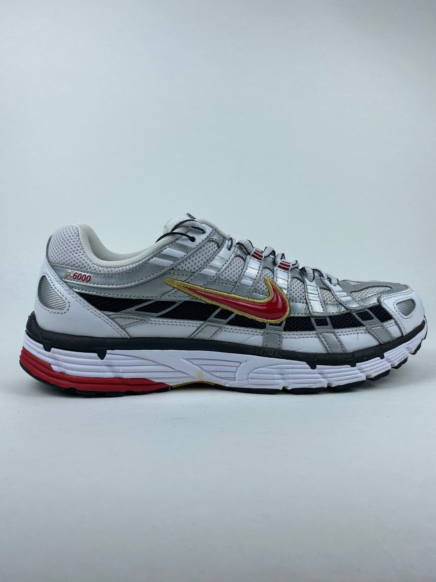 Nike P-6000 White Gold Red (Taille 44,5)