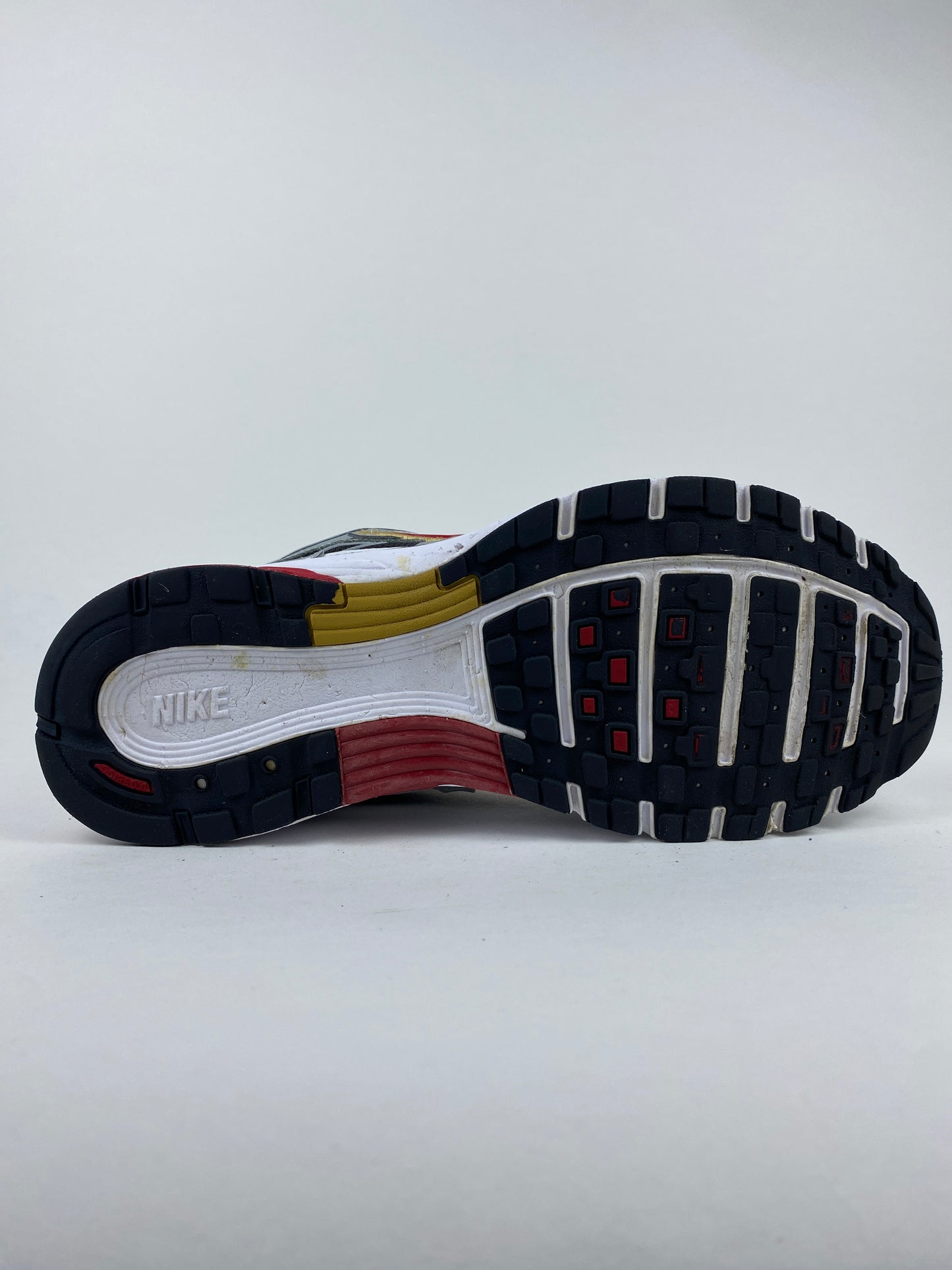 Nike P-6000 White Gold Red (Taille 44,5)