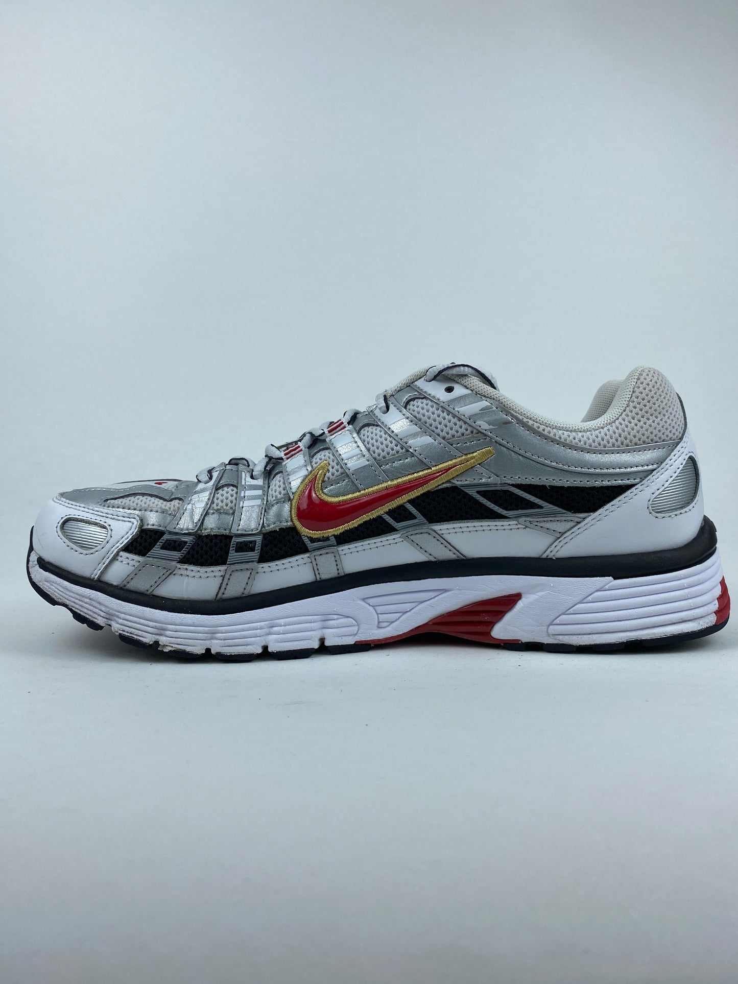 Nike P-6000 White Gold Red (Taille 44,5)