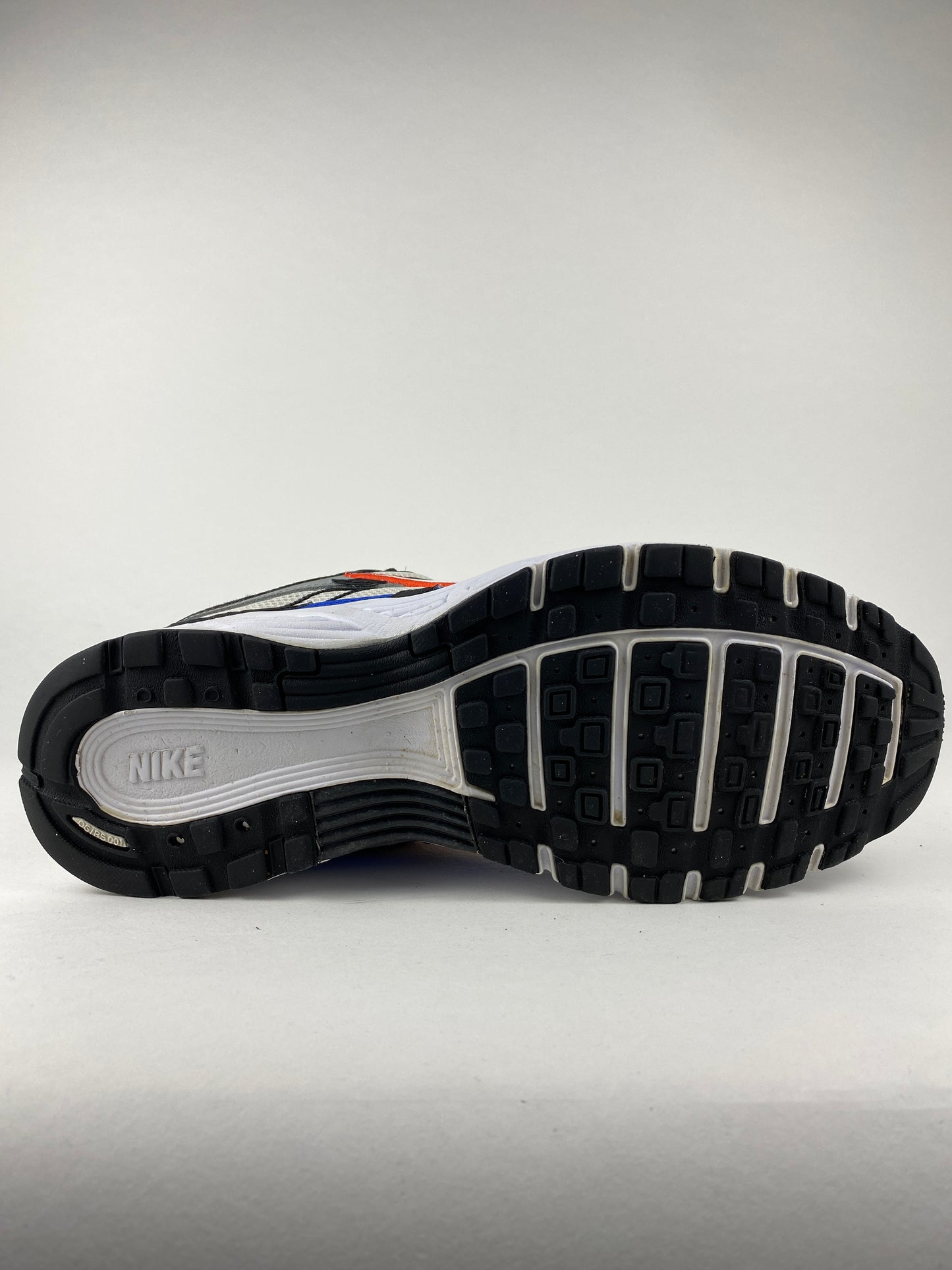 Nike P-6000 Black Orange Blue (Taille 44,5)
