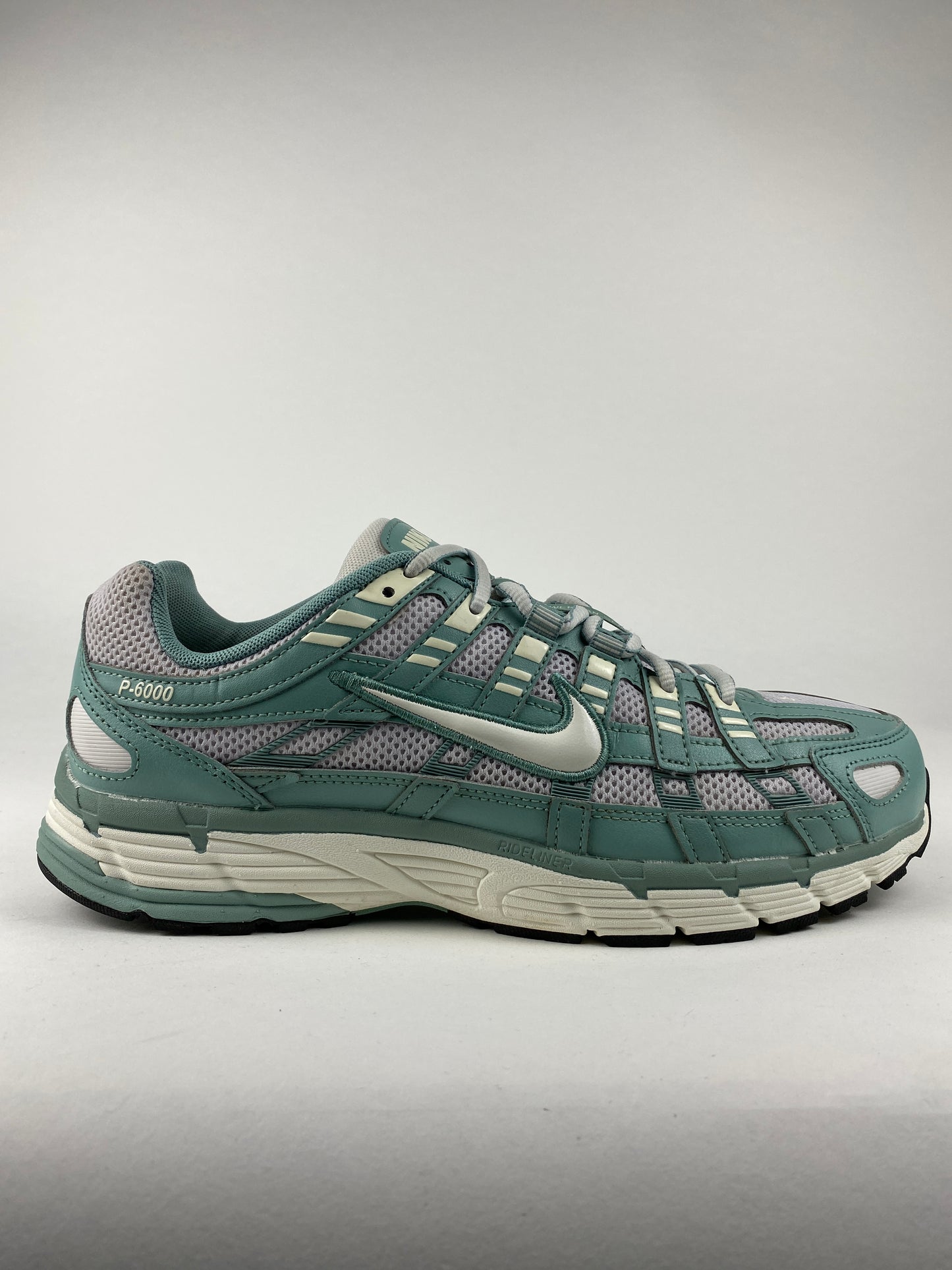 Nike P-6000 Cannon Pearl Platinum (Taille 41)