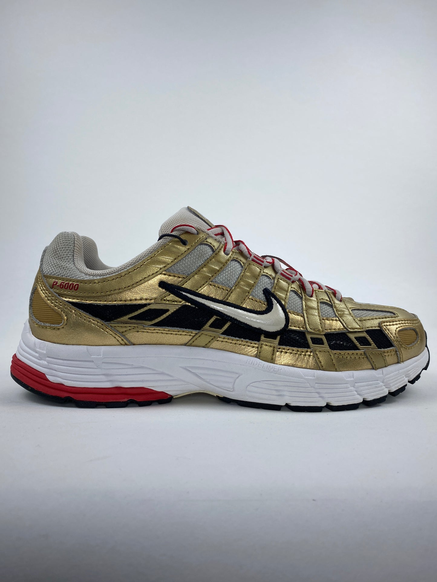 Nike P-6000 Metallic Gold (Taille 39)
