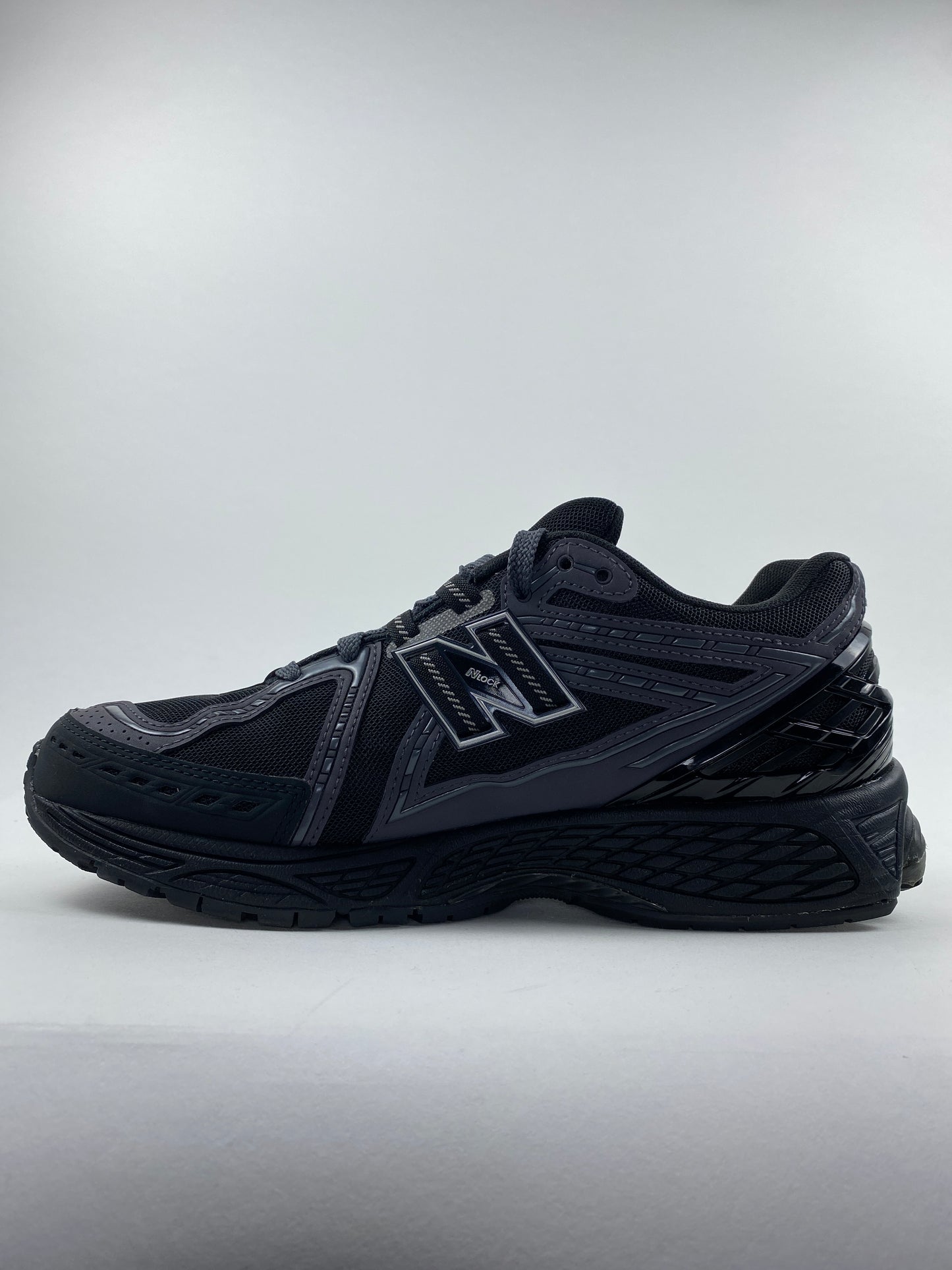 New Balance 1906R Black Phantom (Taille 42,5)
