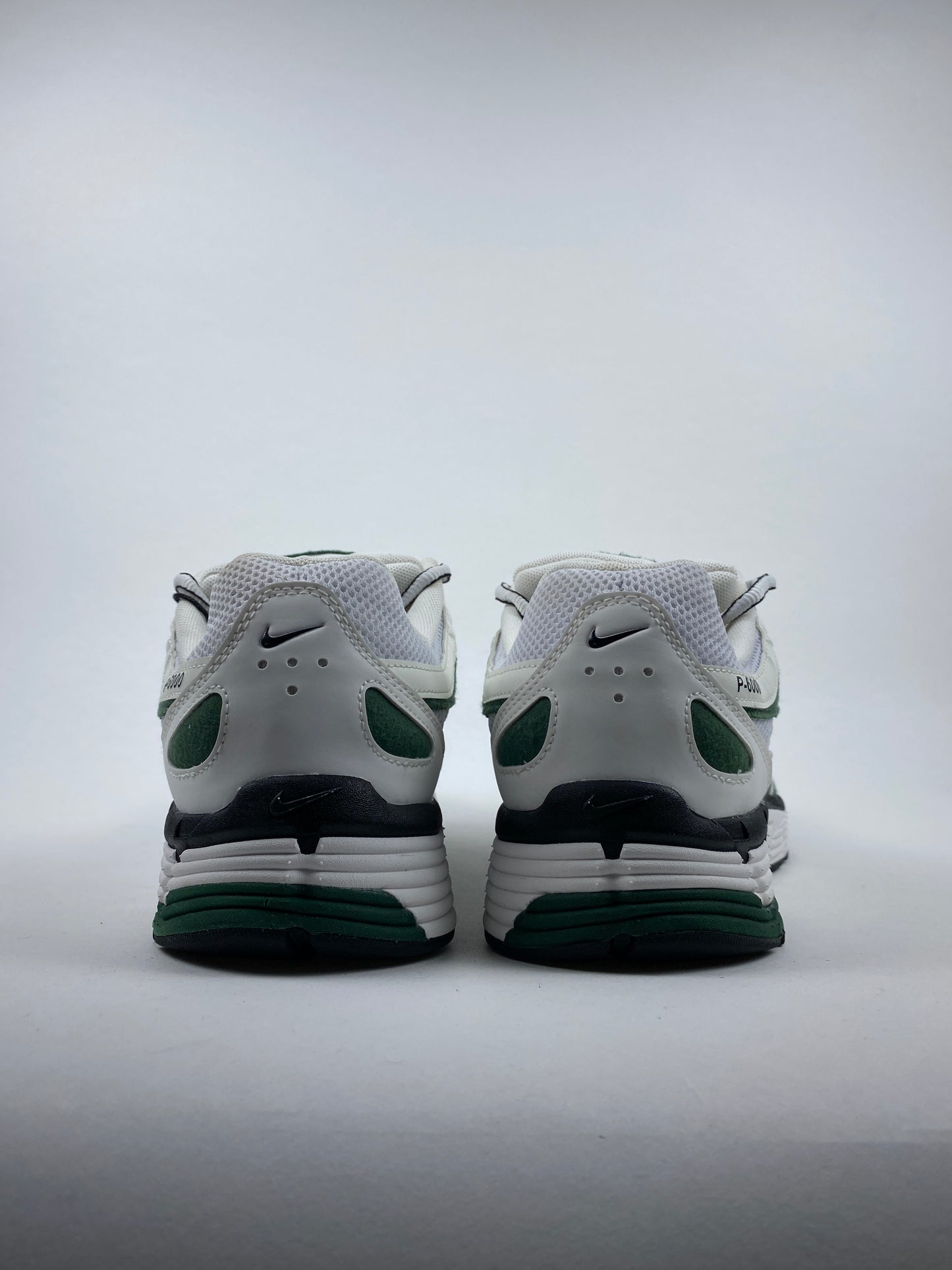 Nike P-6000 Fir (Taille 44)