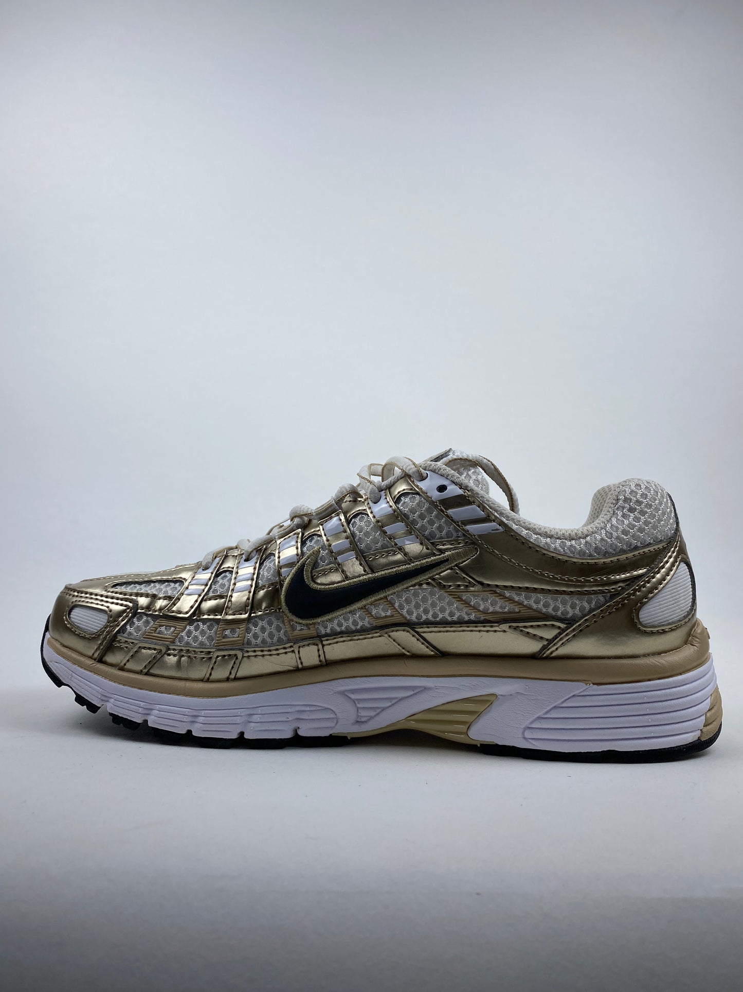 Nike P-6000 Gold (Taille 38)