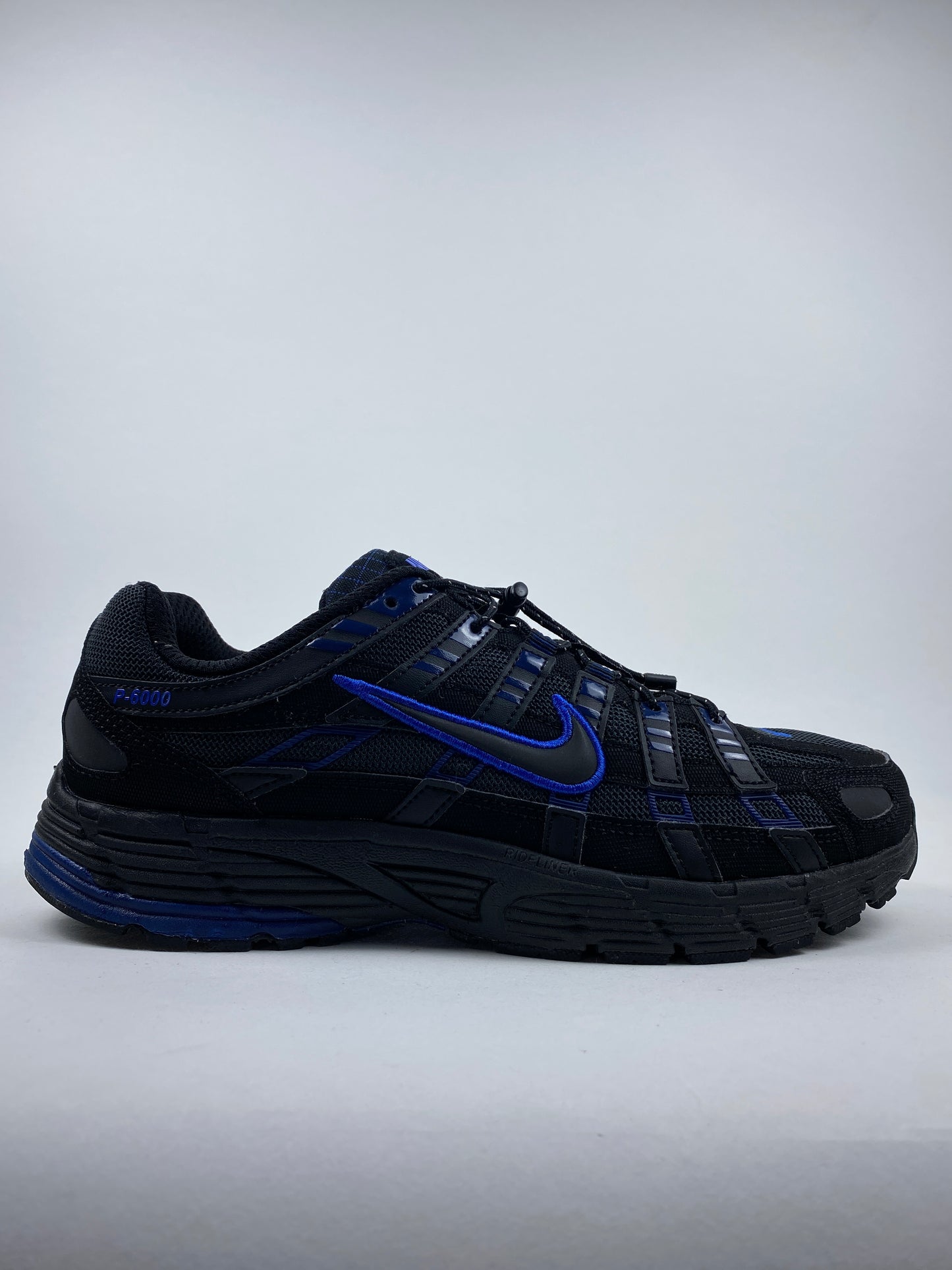 Nike P-6000 Black Anthracite Blue Void (Taille 41)