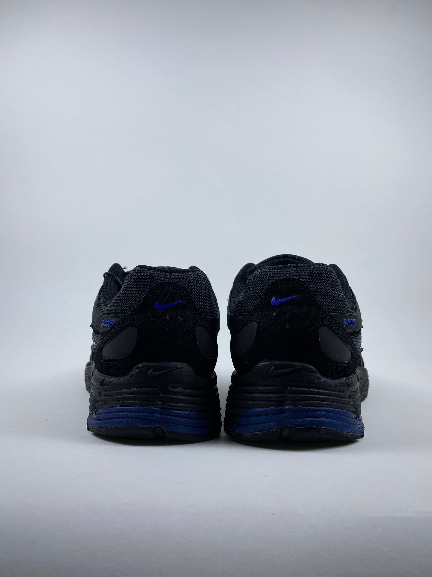 Nike P-6000 Black Anthracite Blue Void (Taille 41)