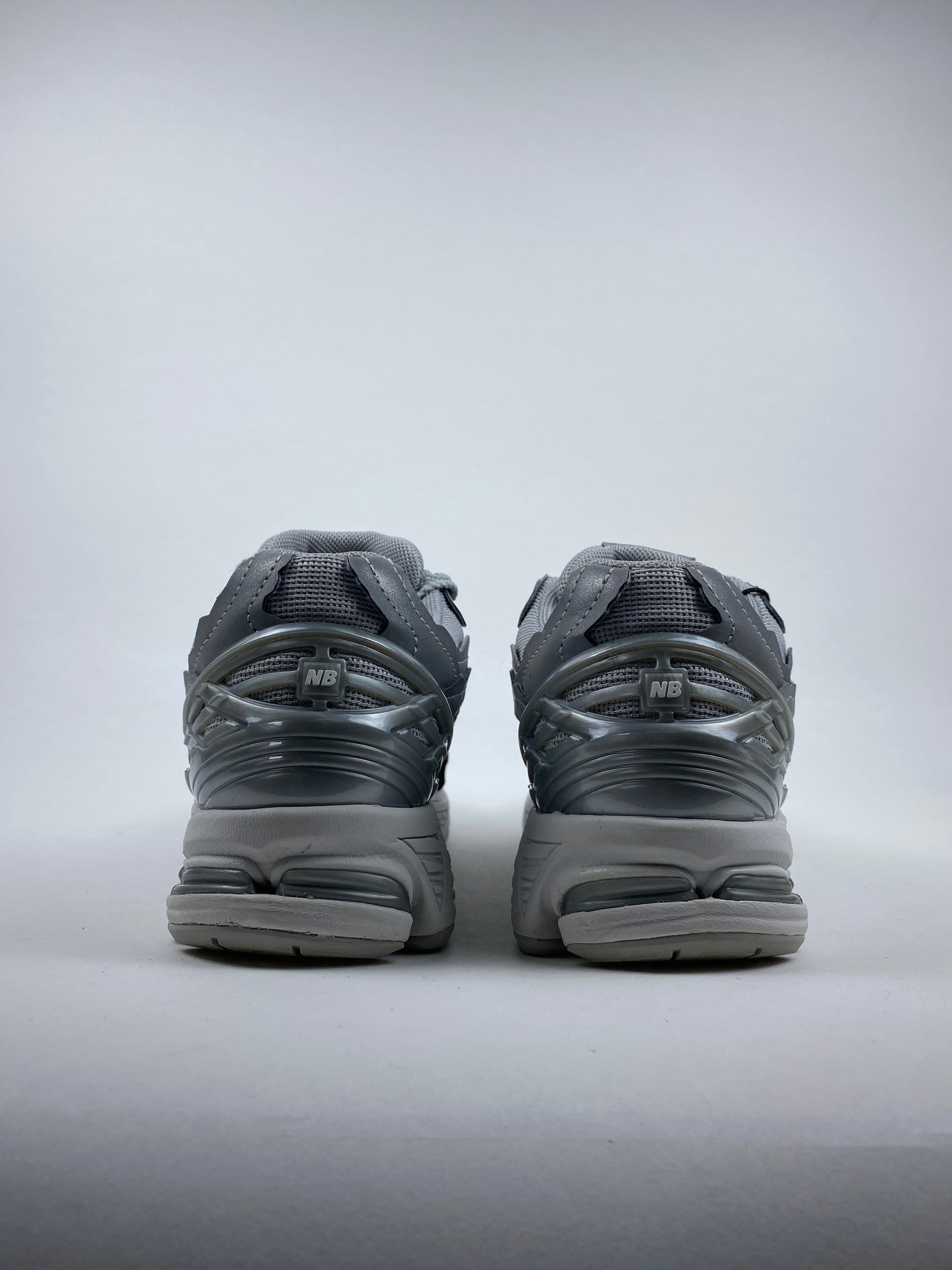 New Balance 1906D Protection Pack Silver Metallic (Taille 40,5)
